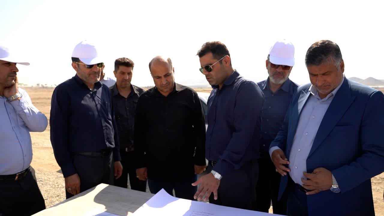 بازدید شهردار صفادشت از پروژه جمع‌ آوری فاضلاب و احداث تصفیه‌ خانه شهری