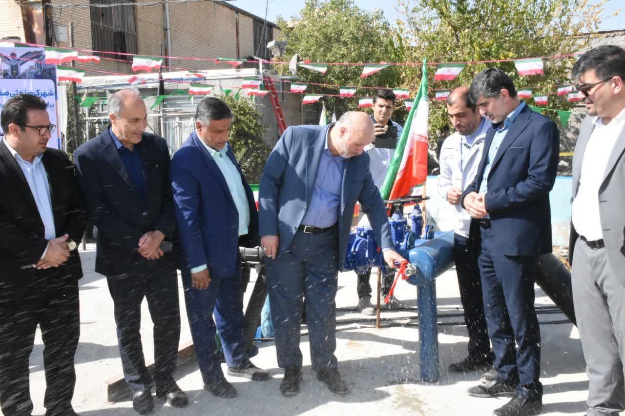 بهره‌برداری از مخزن ۲ هزار مترمکعبی آب در شهرک صنعتی صفادشت
