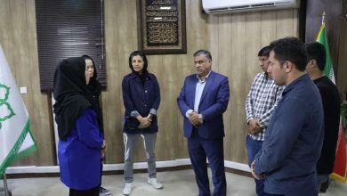 نشست سرمربی تیم ملی فوتسال بانوان ایران با شهردار صفادشت