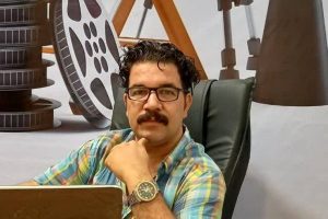 امین حمزه‌ علی نویسنده و کارگردان شهرستان ملارد