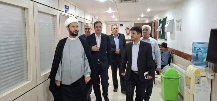 بازدید امام جمعه و مسئولان محلی از اداره کمیته امداد صفادشت