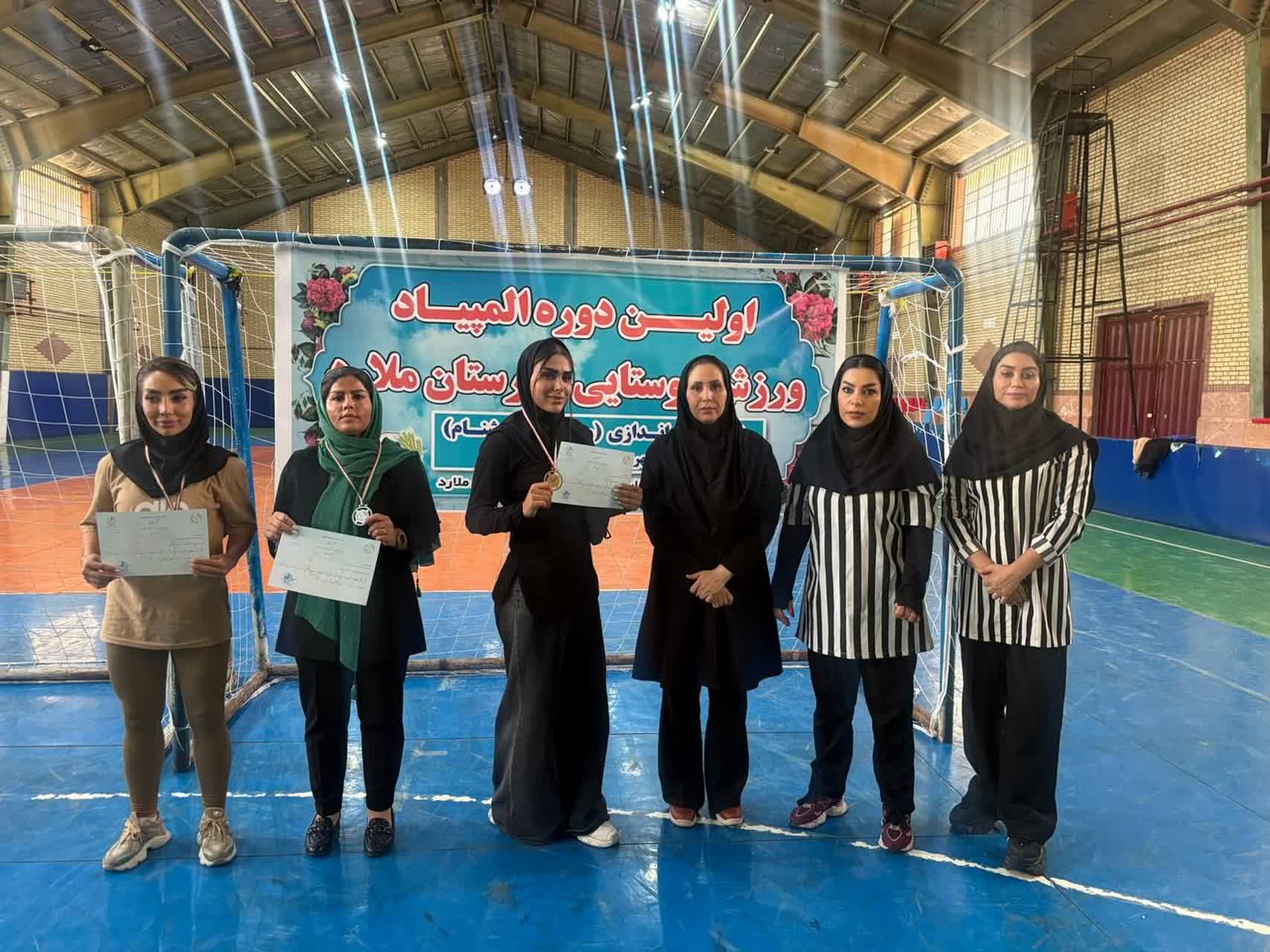 برگزاری مسابقات مچ اندازی بانوان و آقایان در ادامه اولین دوره المپیاد ورزش روستایی ملارد