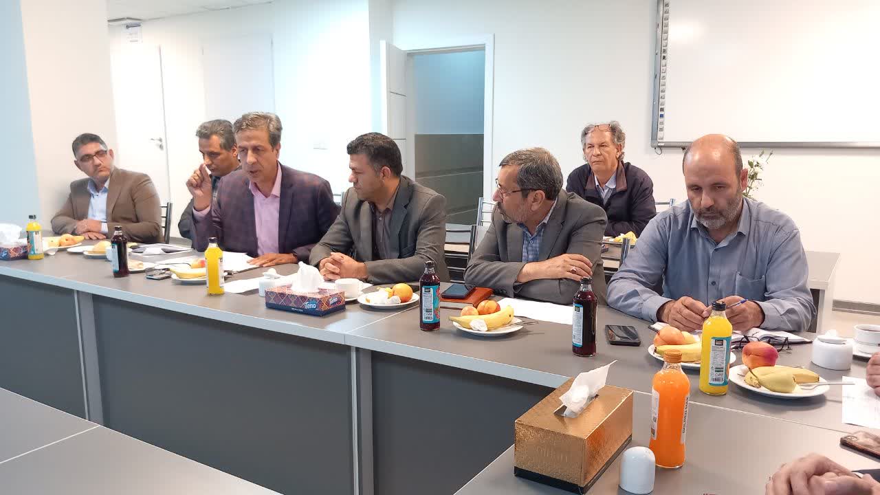 قطع انشعابات واحدهای تولیدی شهرستان ملارد بدون هماهنگی با فرمانداری ممنوع