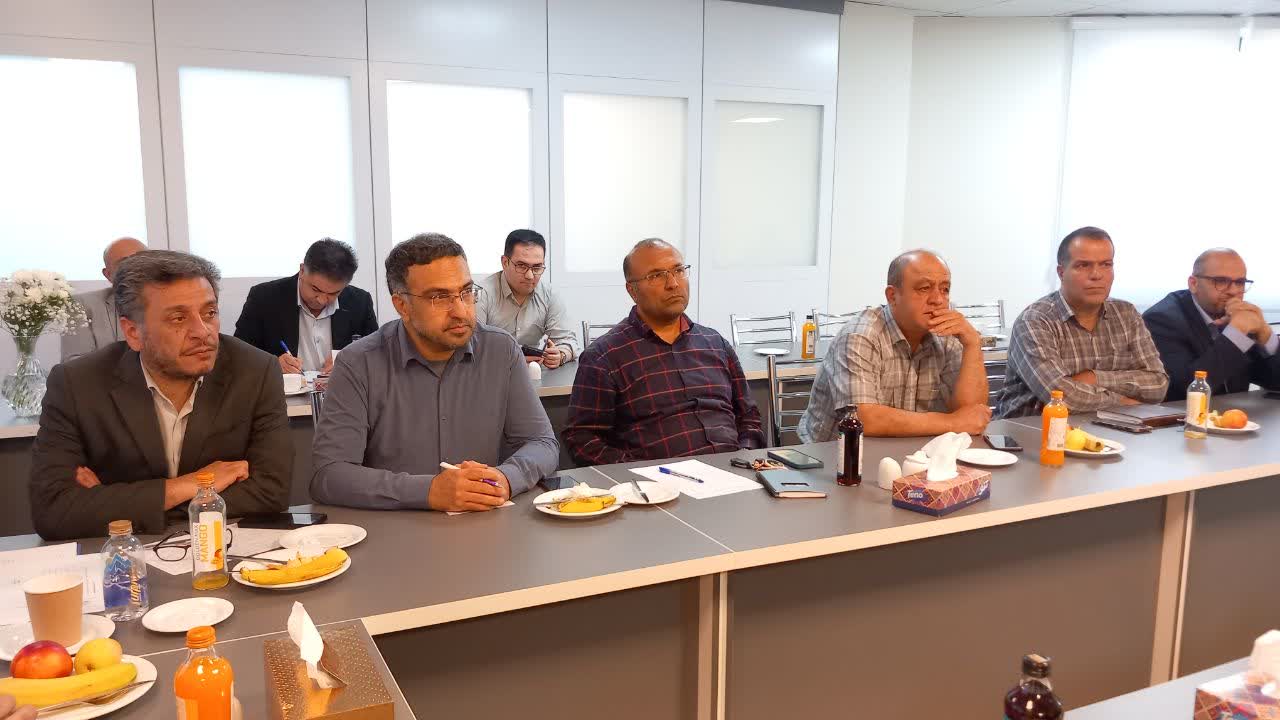 قطع انشعابات واحدهای تولیدی شهرستان ملارد بدون هماهنگی با فرمانداری ممنوع