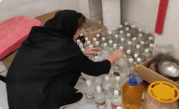 معدوم سازی بیش از ۴۰۰ کیلوگرم مواد خوراکی غیربهداشتی در ملارد