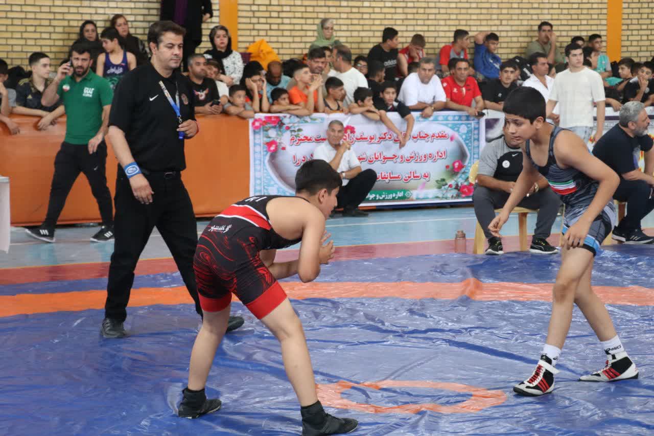 نخستین المپیاد ورزشی روستایی صفادشت با حضور ۲۷۰ کشتی‌گیر نونهال برگزار شد