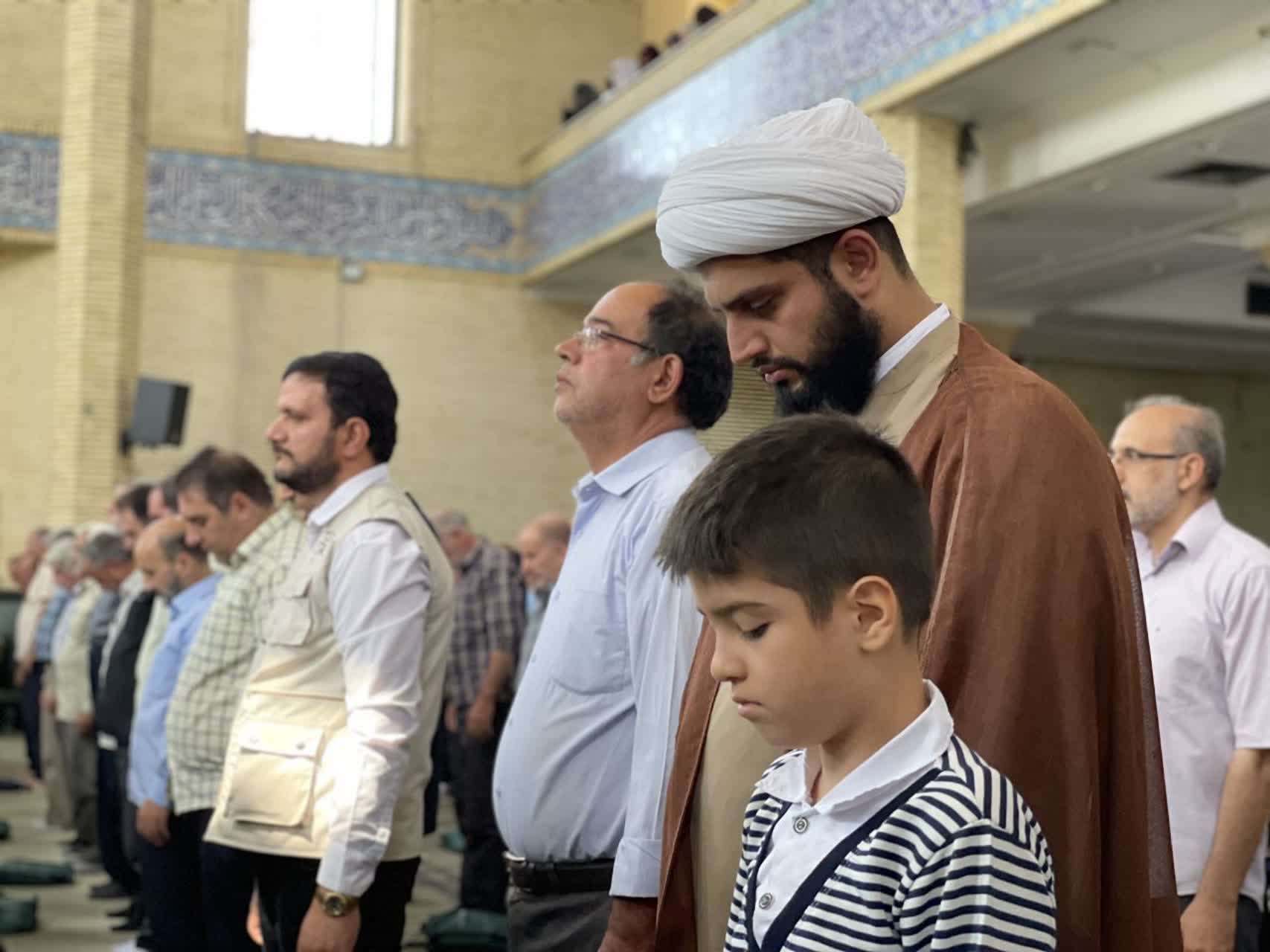 گزارش تصویری حضور مردم انقلابی و متدین در نماز جمعه شهرستان ملارد