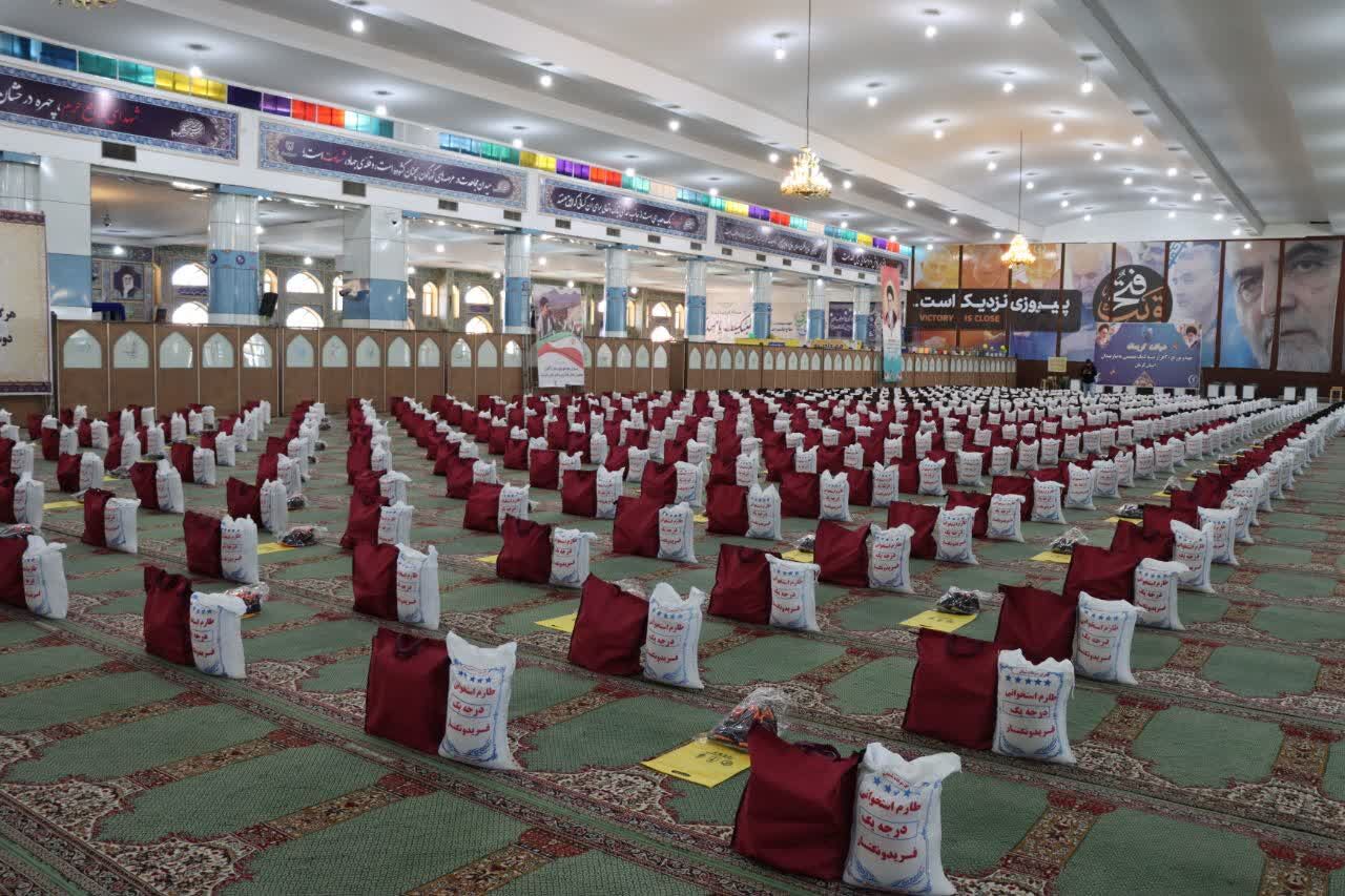 ۵ هزار بسته معیشتی بین جامعه هدف در شهرستان ملارد توزیع شد