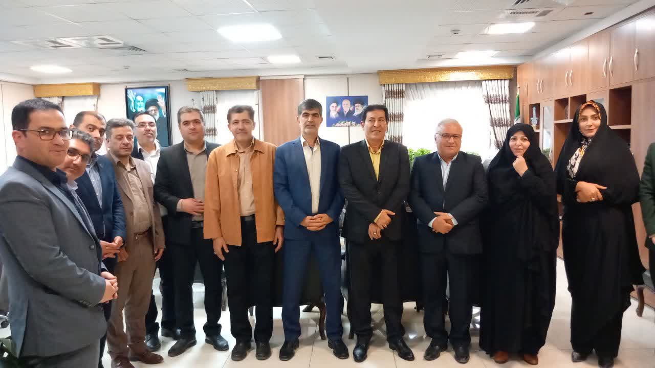 آیین تکریم و معارفه سرپرست معاونت برنامه ریزی و توسعه فرمانداری ملارد برگزار شد