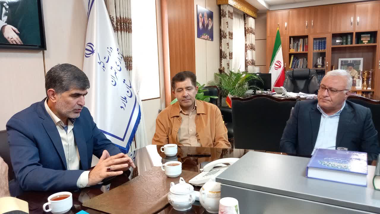 آیین تکریم و معارفه سرپرست معاونت برنامه ریزی و توسعه فرمانداری ملارد برگزار شد