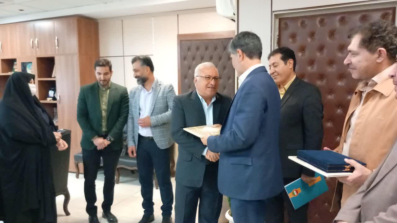 آیین تکریم و معارفه سرپرست معاونت برنامه ریزی و توسعه فرمانداری ملارد برگزار شد