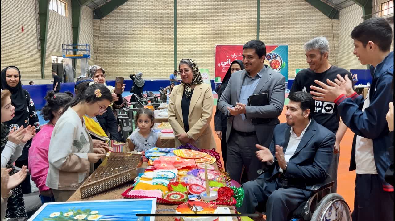 جشنواره غذای ایرانی در ملارد با حضور خانواده‌ های توان‌ یاب برگزار شد