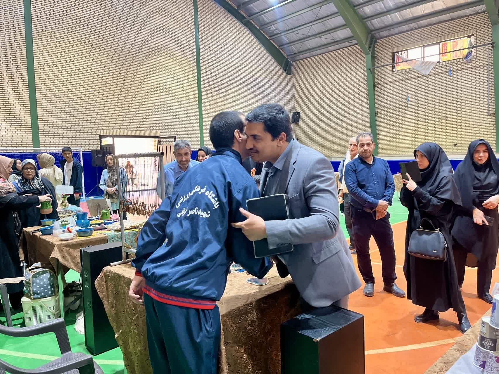 جشنواره غذای ایرانی در ملارد با حضور خانواده‌ های توان‌ یاب برگزار شد