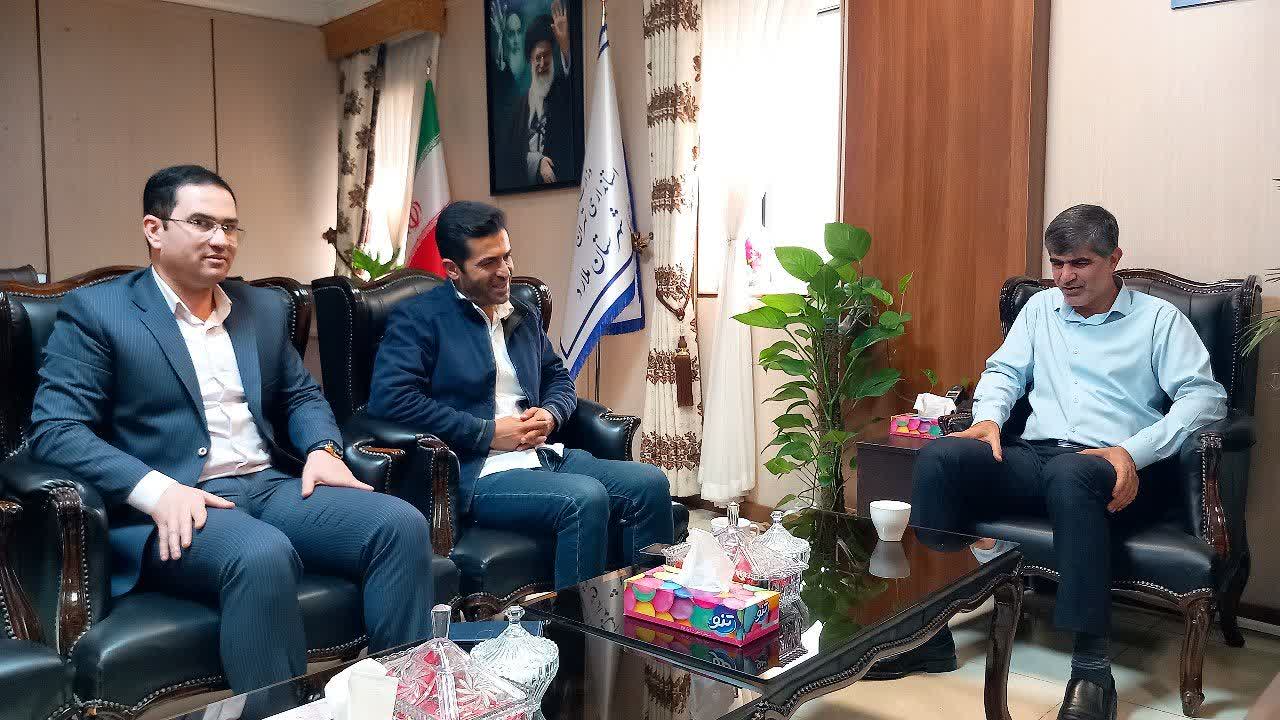 دیدار مدیر جدید دفتر خبرگزاری صدا و سیمای ملارد با فرماندار