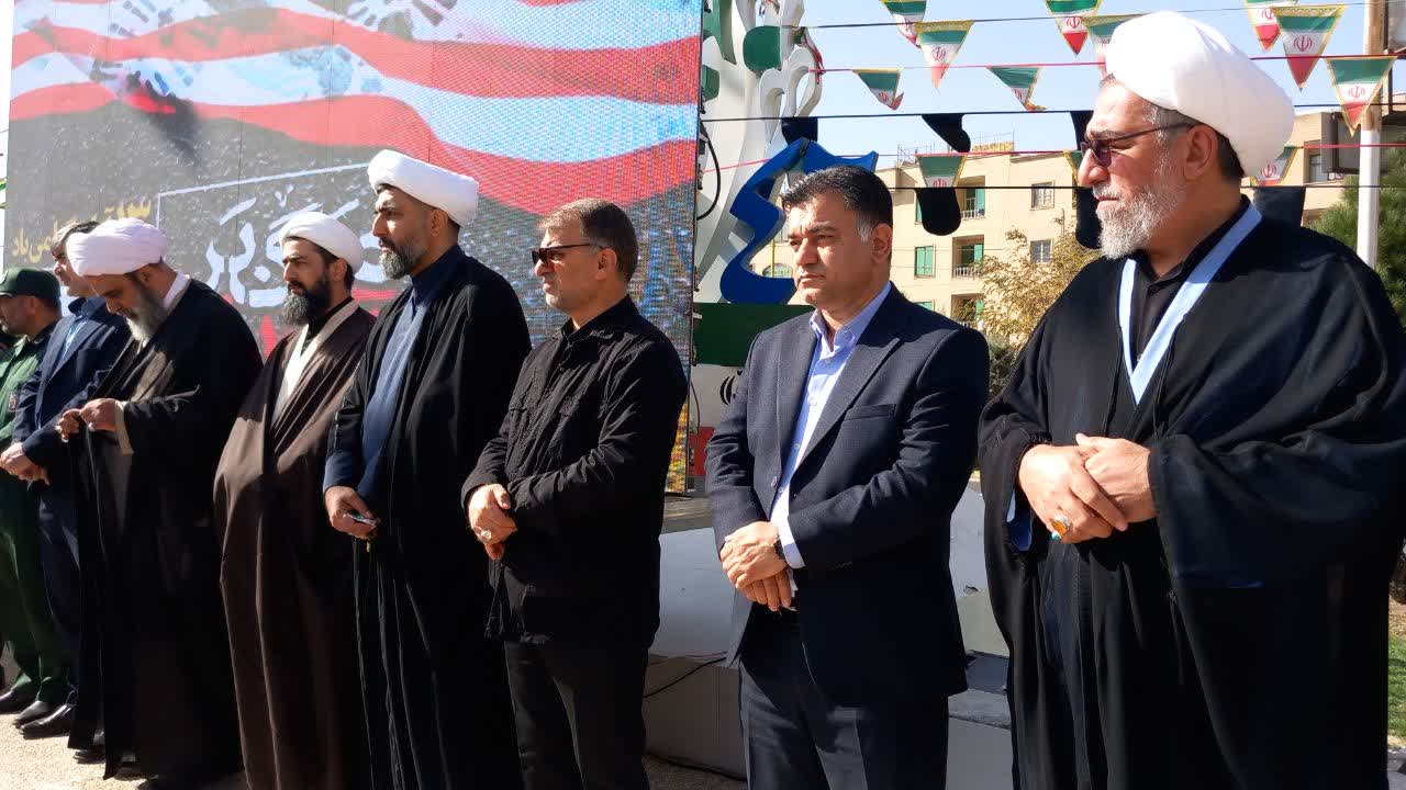 تجمع ضد استکباری مسئولان و دانش آموزان در ملارد