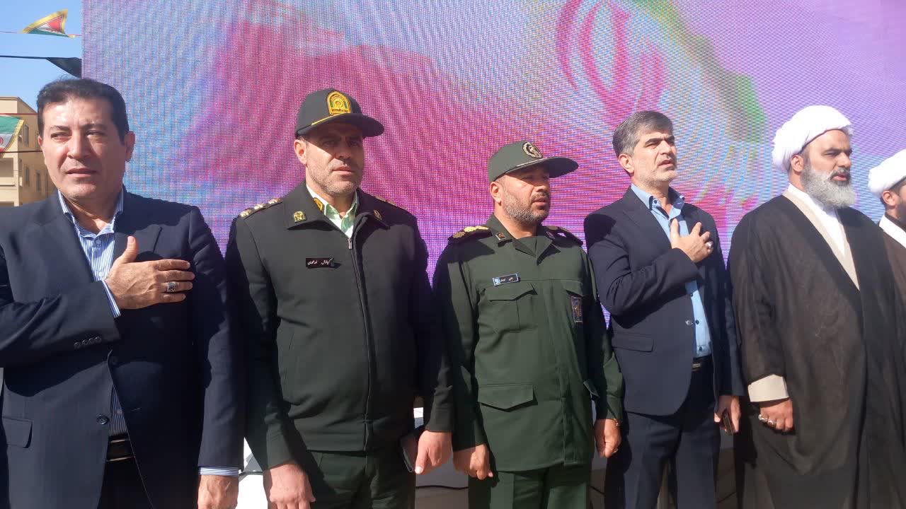 تجمع ضد استکباری مسئولان و دانش آموزان در ملارد
