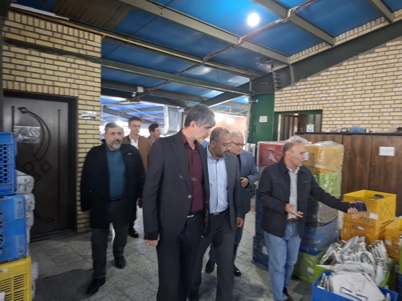 بازدید فرماندار ملارد از واحد تولیدی تیراژه