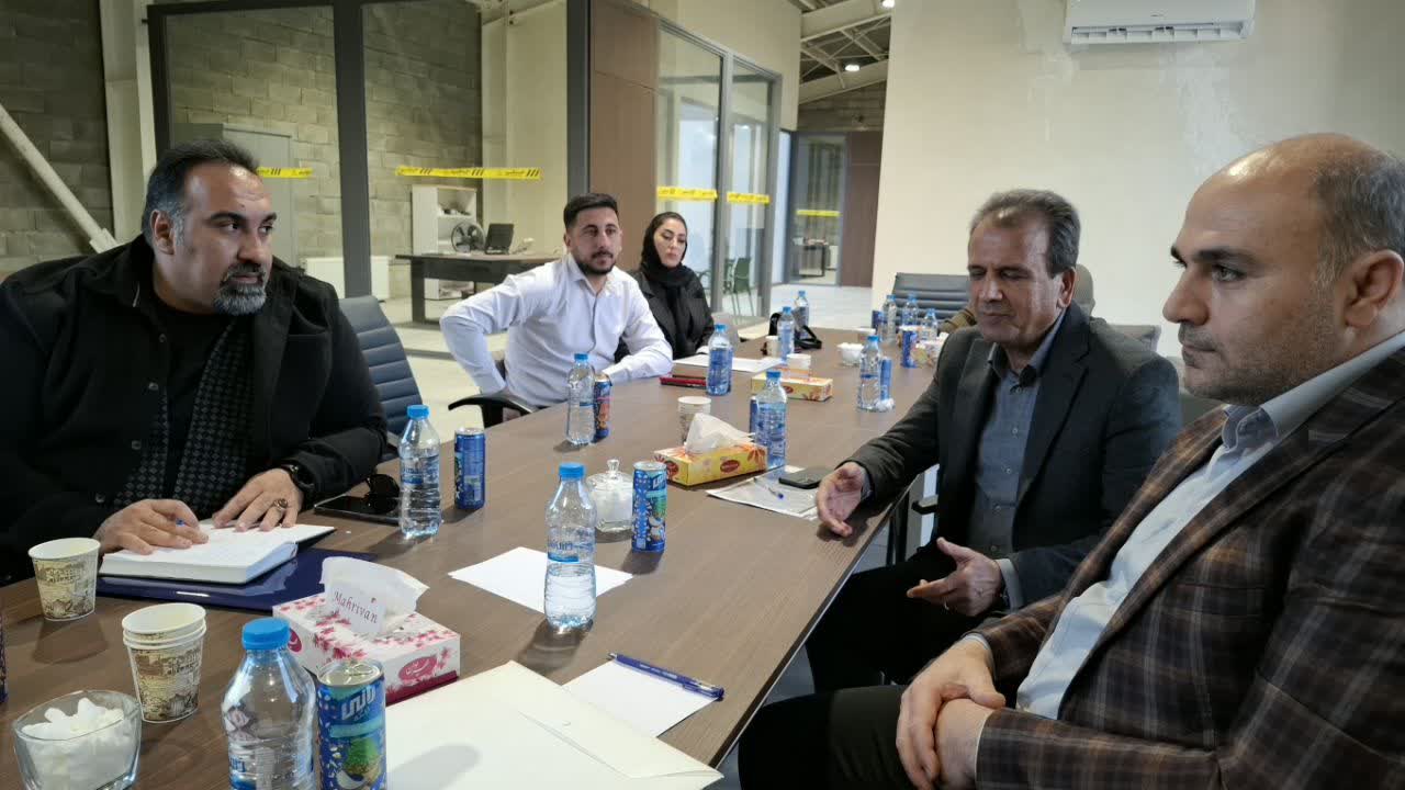 بررسی مشکلات لکه صنعتی قبچاق در ستاد تسهیل ملارد