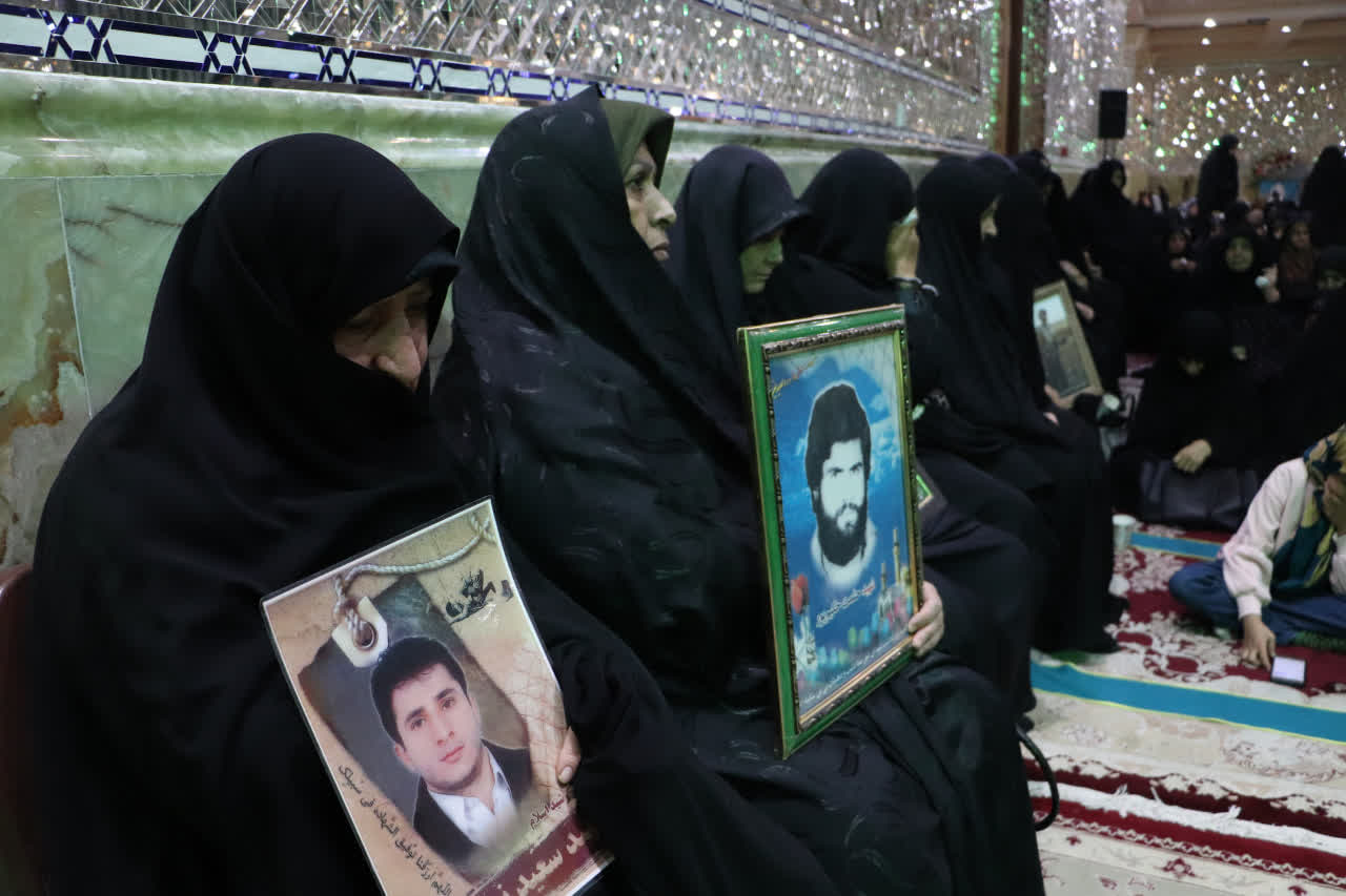 تجلیل از مادران و همسران شهدا در مراسم وفات حضرت ام‌البنین (س) شهرستان ملارد