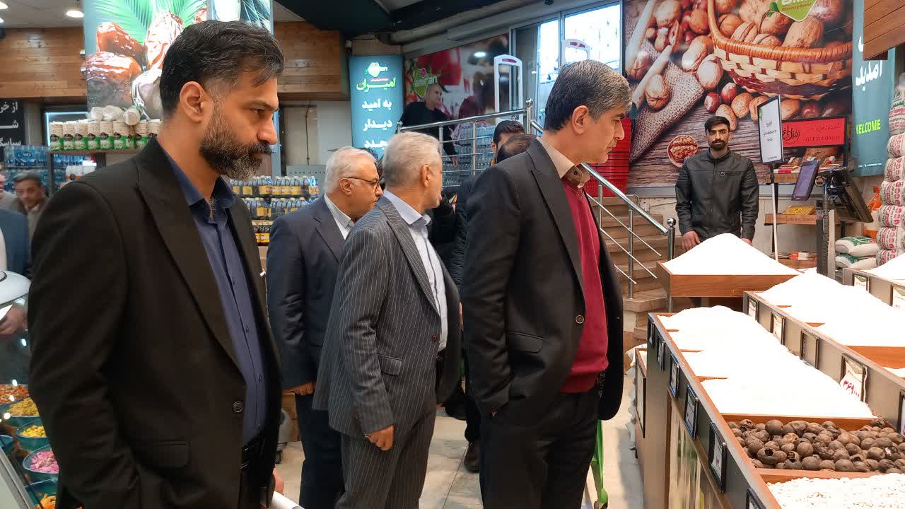 فرماندار ملارد از بازار کالاهای اساسی بازدید میدانی کرد