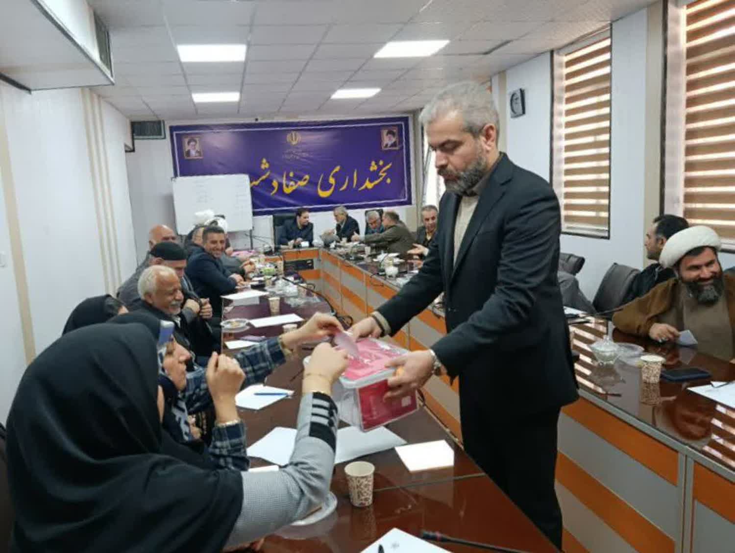 اعضای هیات اجرایی انتخابات میان‌دوره‌ای مجلس خبرگان رهبری در صفادشت انتخاب شدند