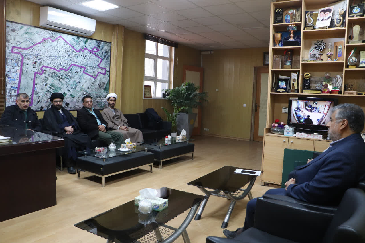 هم‌اندیشی اوقاف و شهرداری صفادشت برای توسعه بقاع متبرکه و اجرای طرح‌های دانش‌بنیان در امامزادگان