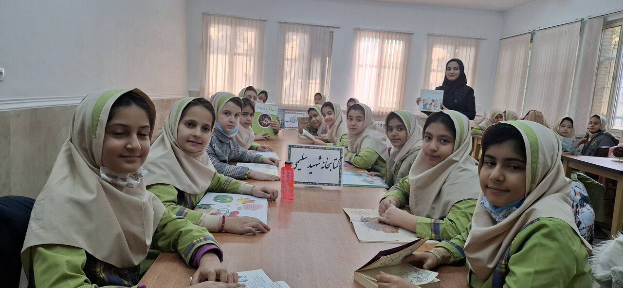 «یک روز با کتاب» در کتابخانه عمومی شهید سلیمی ملارد