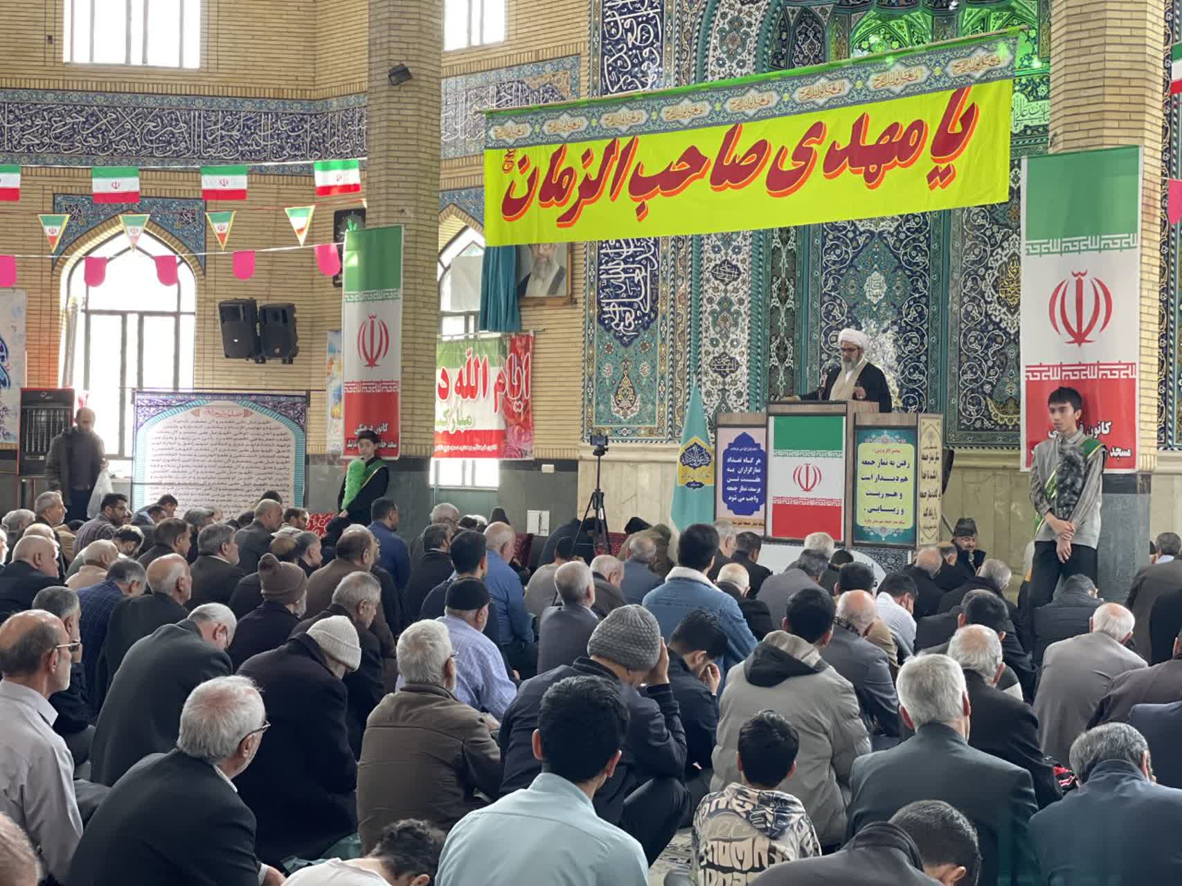 امام جمعه ملارد : دشمن به دنبال ایجاد فریب افکار عمومی است