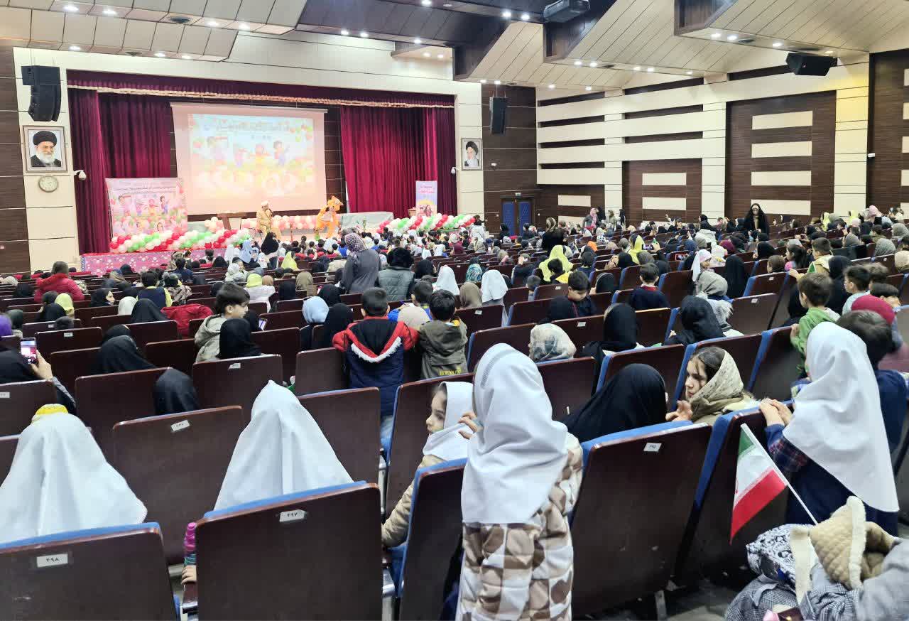 برگزاری جشن فرهنگی و خانوادگی «مادر و کودک» در صفادشت
