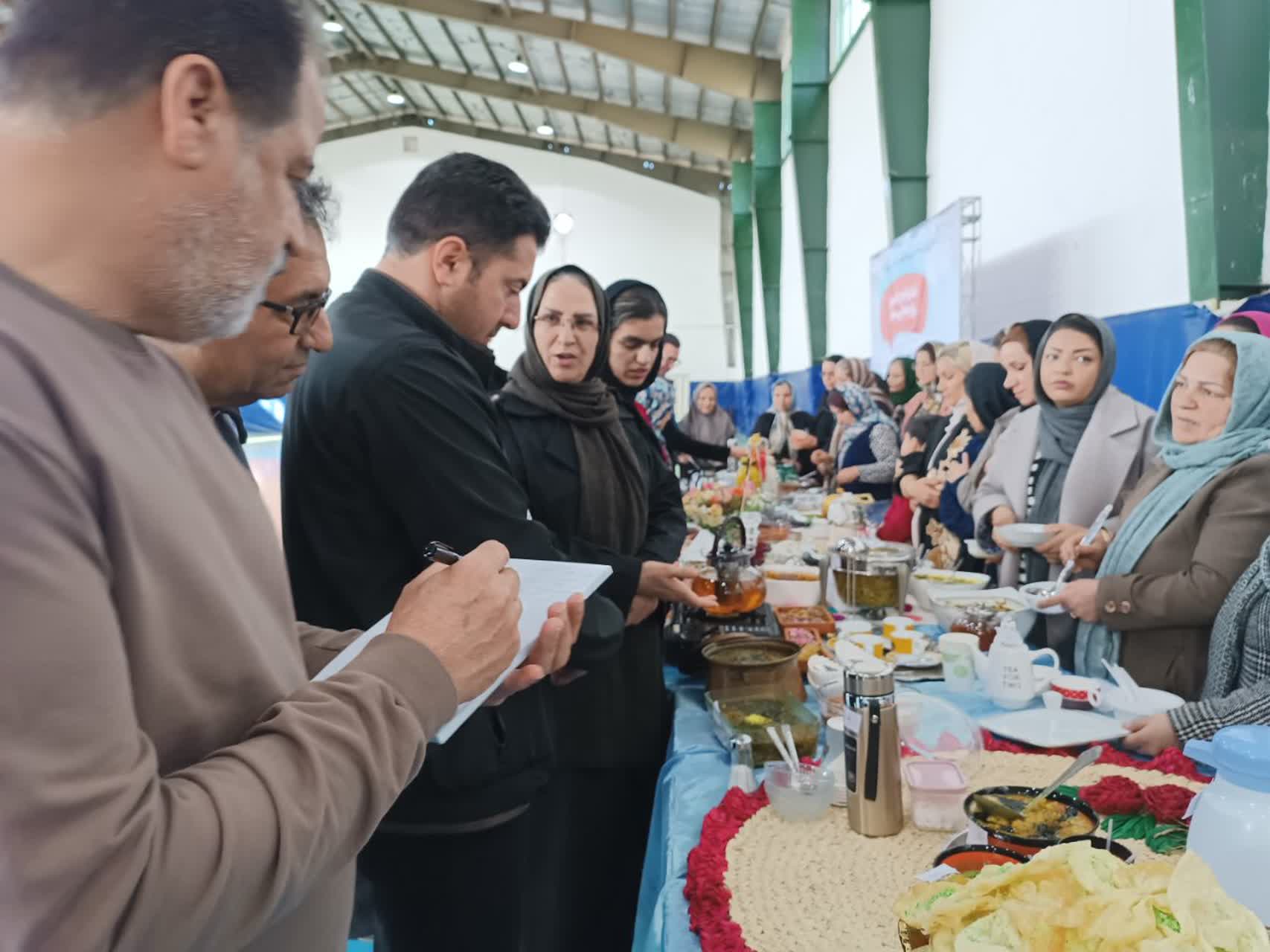 برگزاری جشنواره تغذیه سالم ورزشی با مشارکت گسترده بانوان صفادشت
