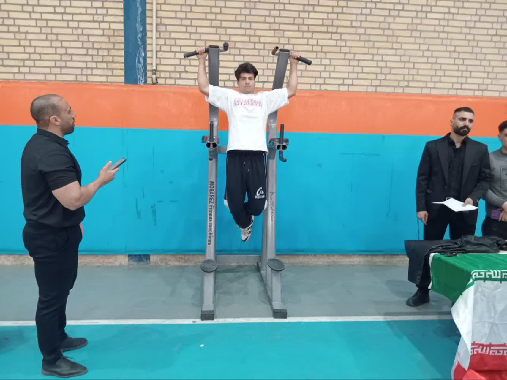 جشنواره مسابقات ورزشی شهرک امید صفادشت به مناسبت دهه فجر