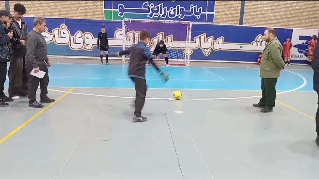 جشنواره مسابقات ورزشی شهرک امید صفادشت به مناسبت دهه فجر