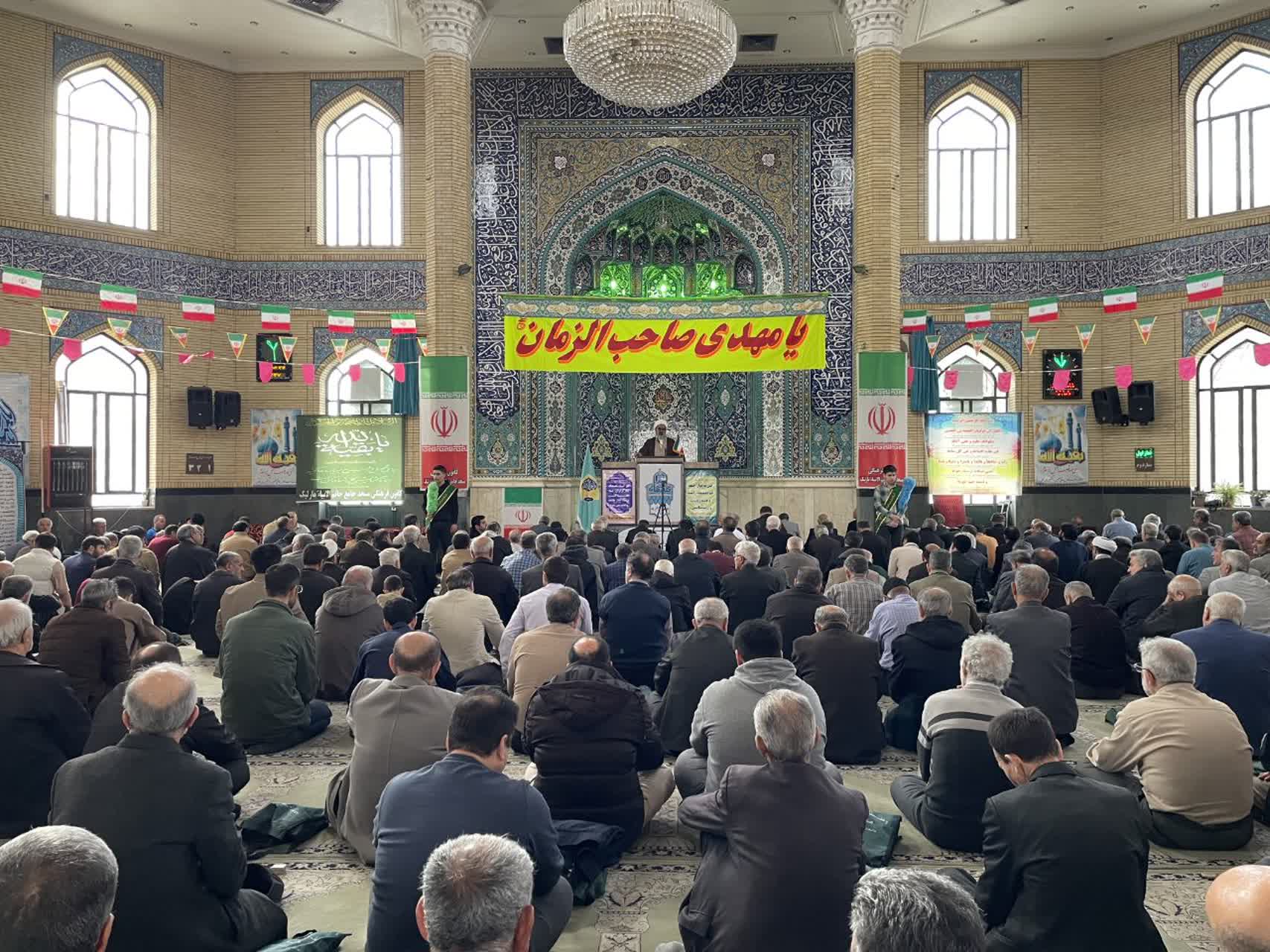 حضور مردم انقلابی و متدین در نمازجمعه شهرستان ملارد