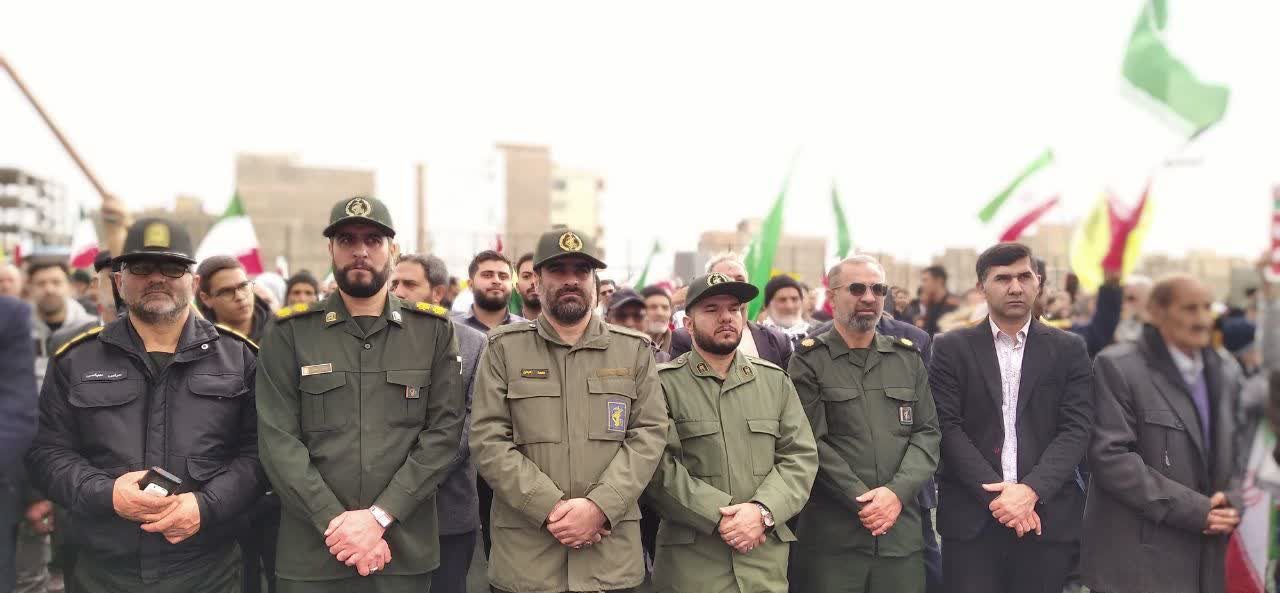 حماسه حضور مردم ملارد در راهپیمایی 22 بهمن