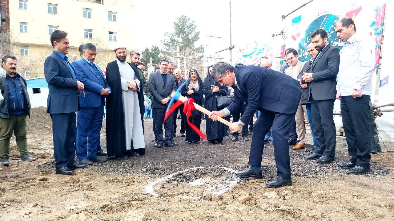 کلنگ احداث مهدکودک و پیش‌دبستانی در شهرک صنعتی صفادشت به زمین زده شد