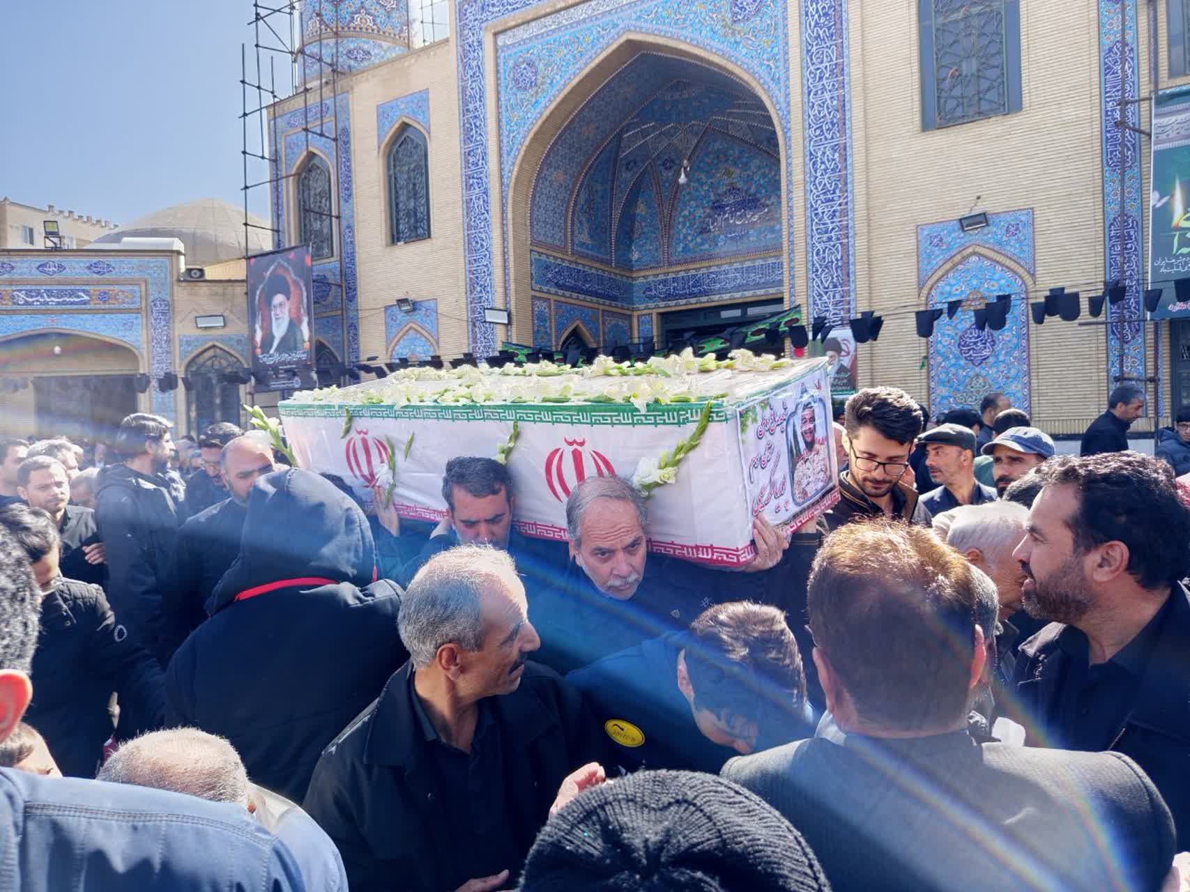 بدرقه‌ باشکوه شهید پوریا کریمی تا آغوش فرشتگان در گلزار شهدای ملارد