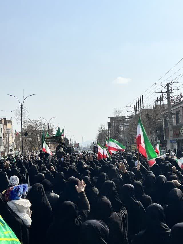 تشییع پیکر مطهر شهید مدافع وطن مجید کاشفی در ملارد