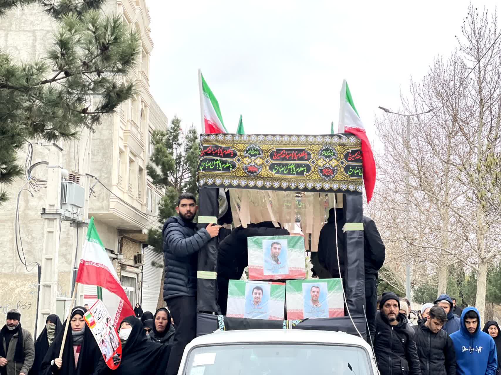 تشییع پیکر مطهر ۳ شهید حملات موشکی در ملارد