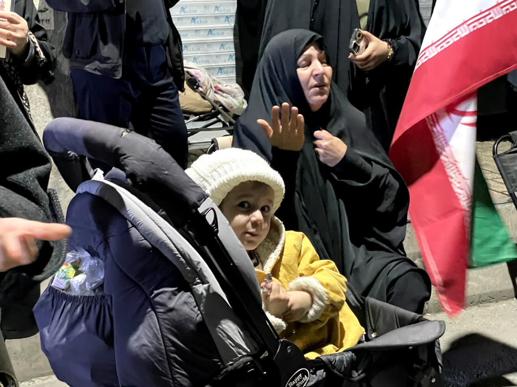 در تجمع حماسی امشب، نوای ای ایران در شهر ملارد پیچید