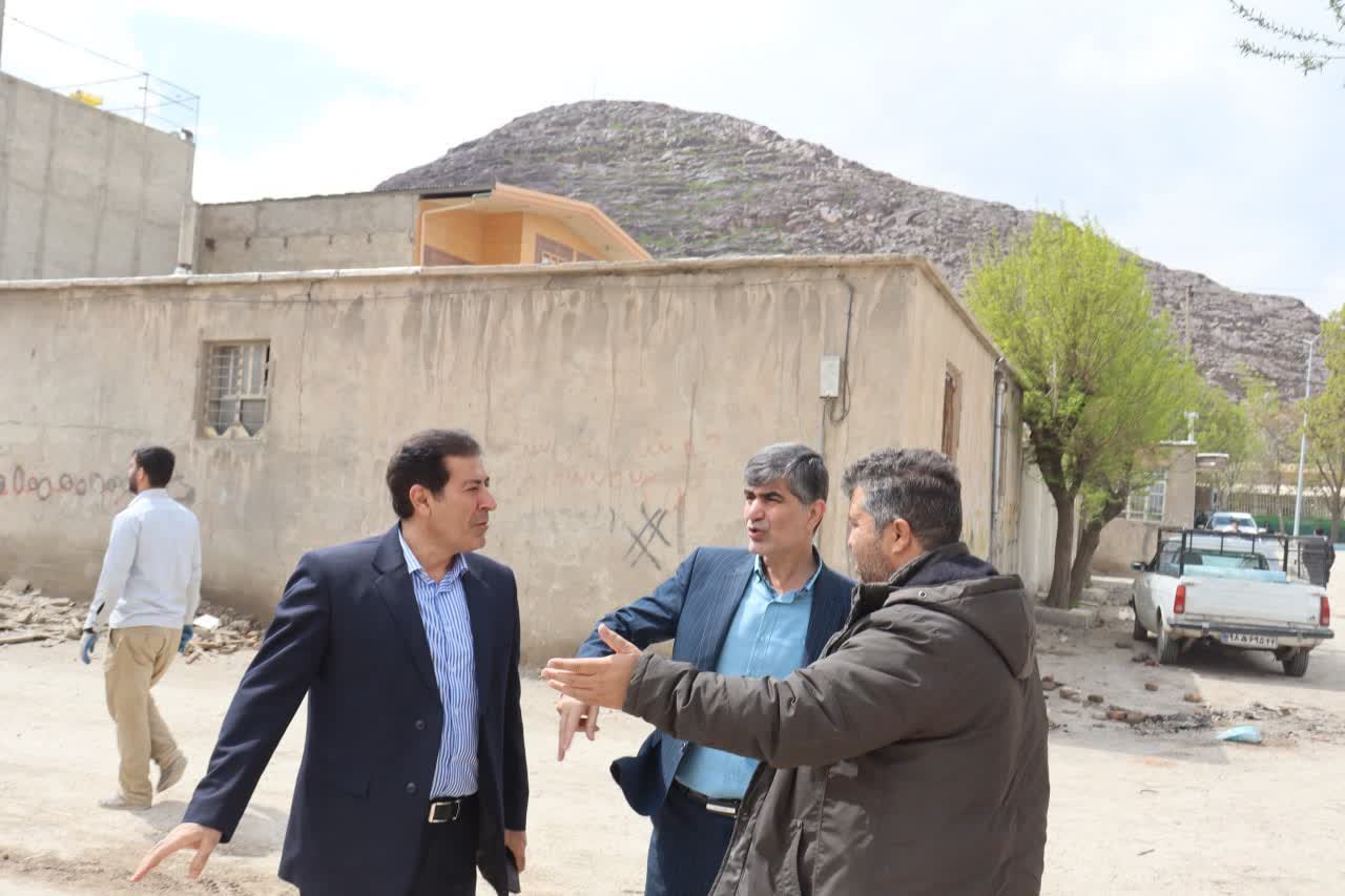 دستور فرماندار ملارد برای تسریع در جبران خسارات آسیب دیدگان در روستای بیدگنه