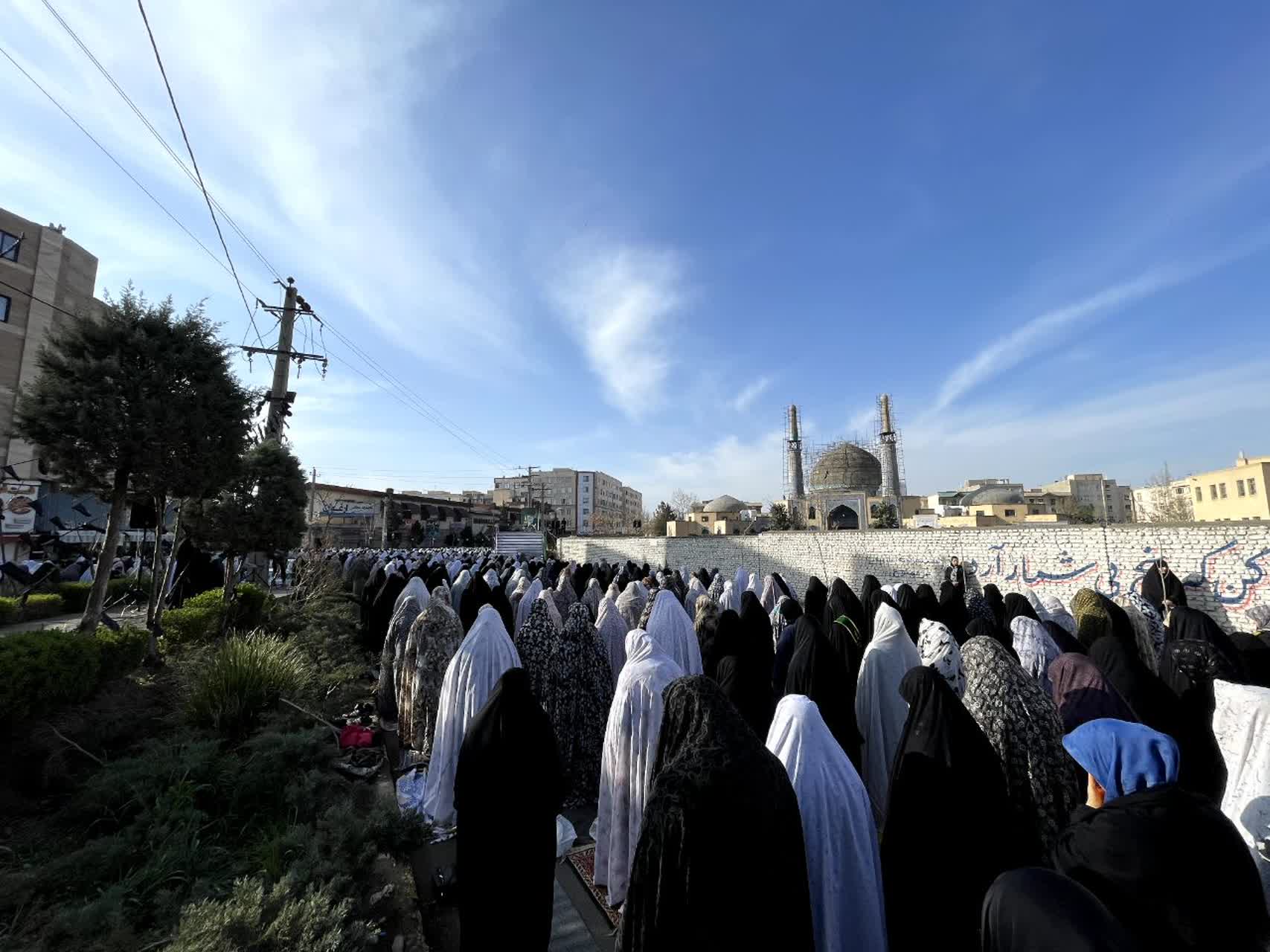 نماز عید سعید فطر در ملارد برگزار شد