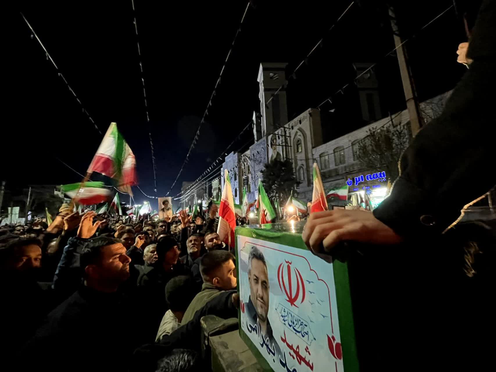 وداع با پیکر شهید احمد بهرامی در پنجمین اجتماع امت حزب الله شهرستان ملارد
