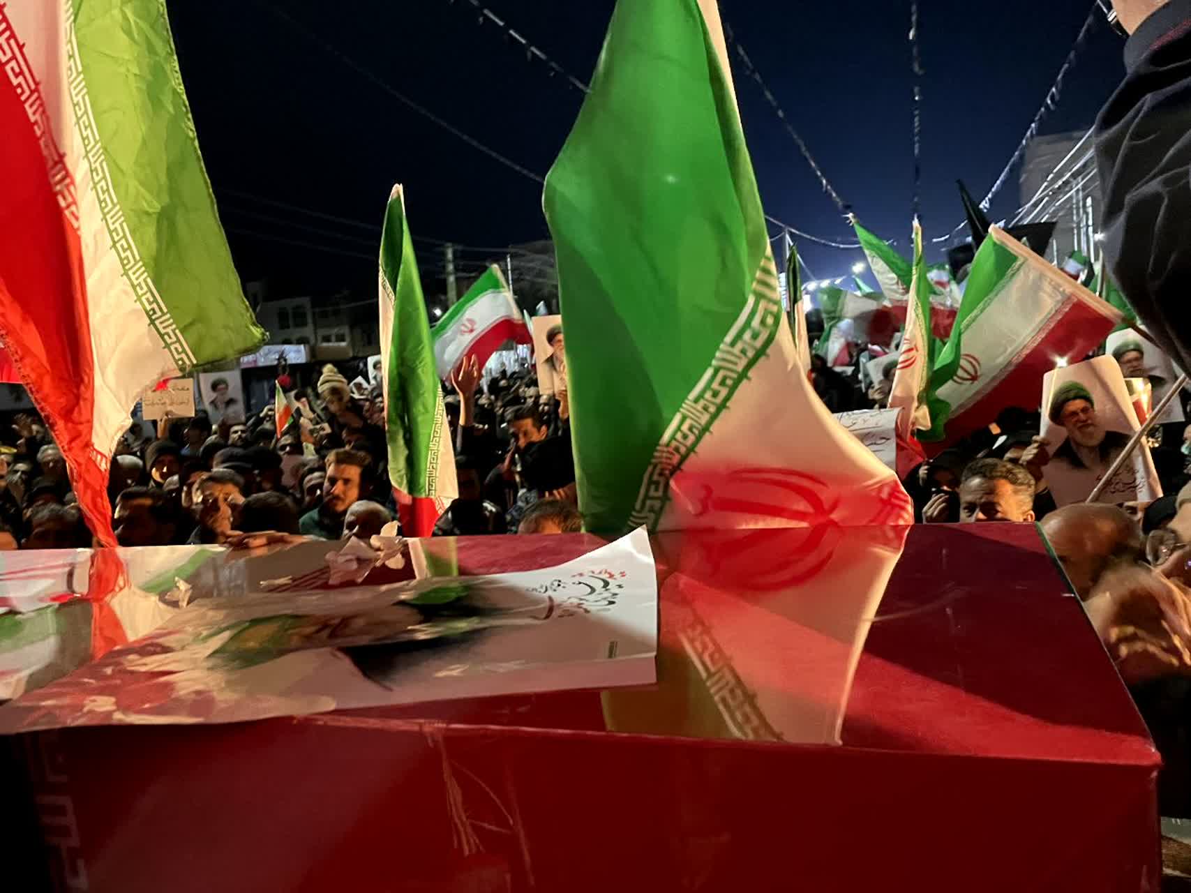 وداع با پیکر شهید احمد بهرامی در پنجمین اجتماع امت حزب الله شهرستان ملارد