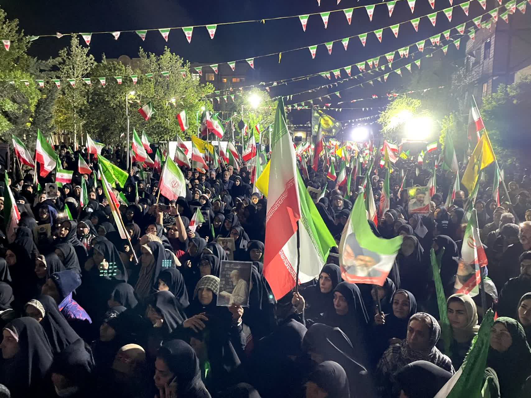 ملارد ؛ شهری که خیابانهایش سنگر استقامت شدهاند