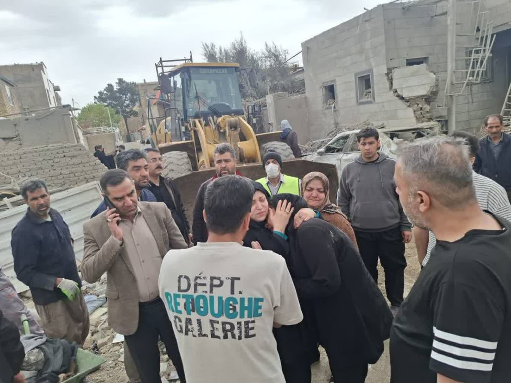 بازدید بخشدار مرکزی از مناطق آسیب ‌دیده روستای بیدگنه