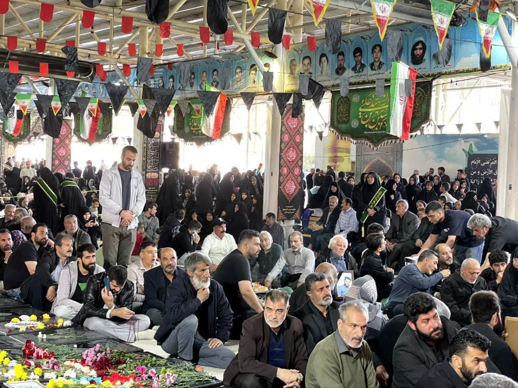 مراسم چهلم شهدای جنگ رمضان در گلزار شهدای ملارد برگزار شد