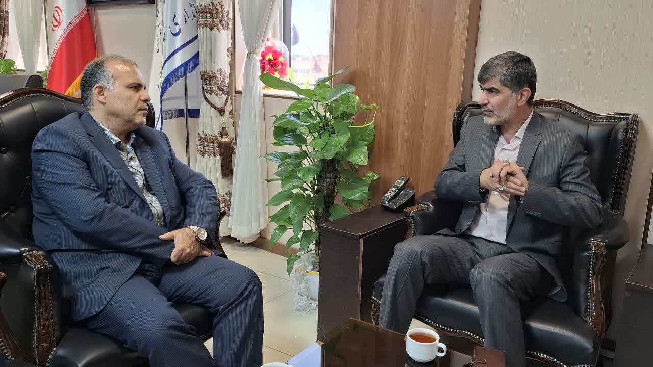 نشست مدیرکل منابع طبیعی تهران با فرماندار ملارد