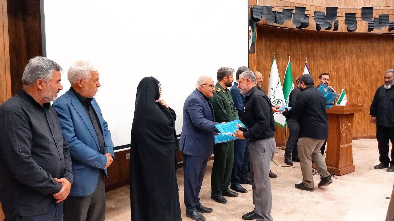 تجلیل از جهادگران ملارد به پاس خدمات به آسیب‌ دیدگان جنگ تحمیلی سوم