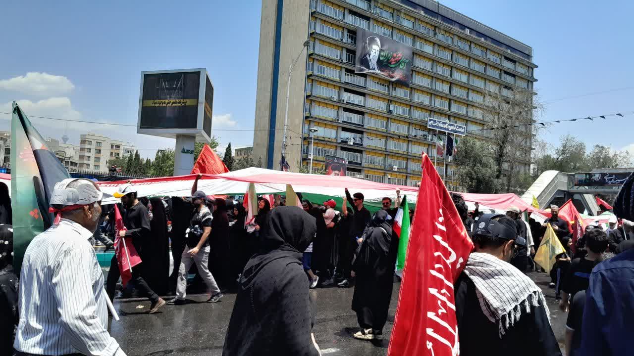 گزارش تصویری؛ حماسه میلیونی تشییع رهبر شهید در تهران