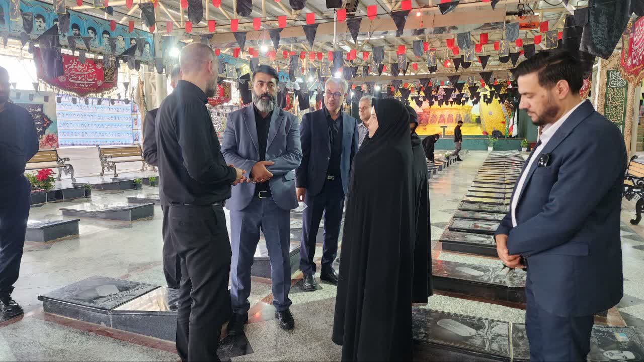مدیرکل بنیاد شهید با حضور در گلزار شهدای ملارد تجدید میثاق کرد